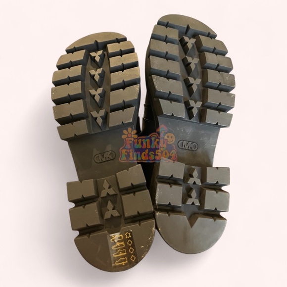 NWT Michael Kors Colby Leather Platform Black Chic Edgy Retro Loafers Size 8.5 - Picture 9 of 11